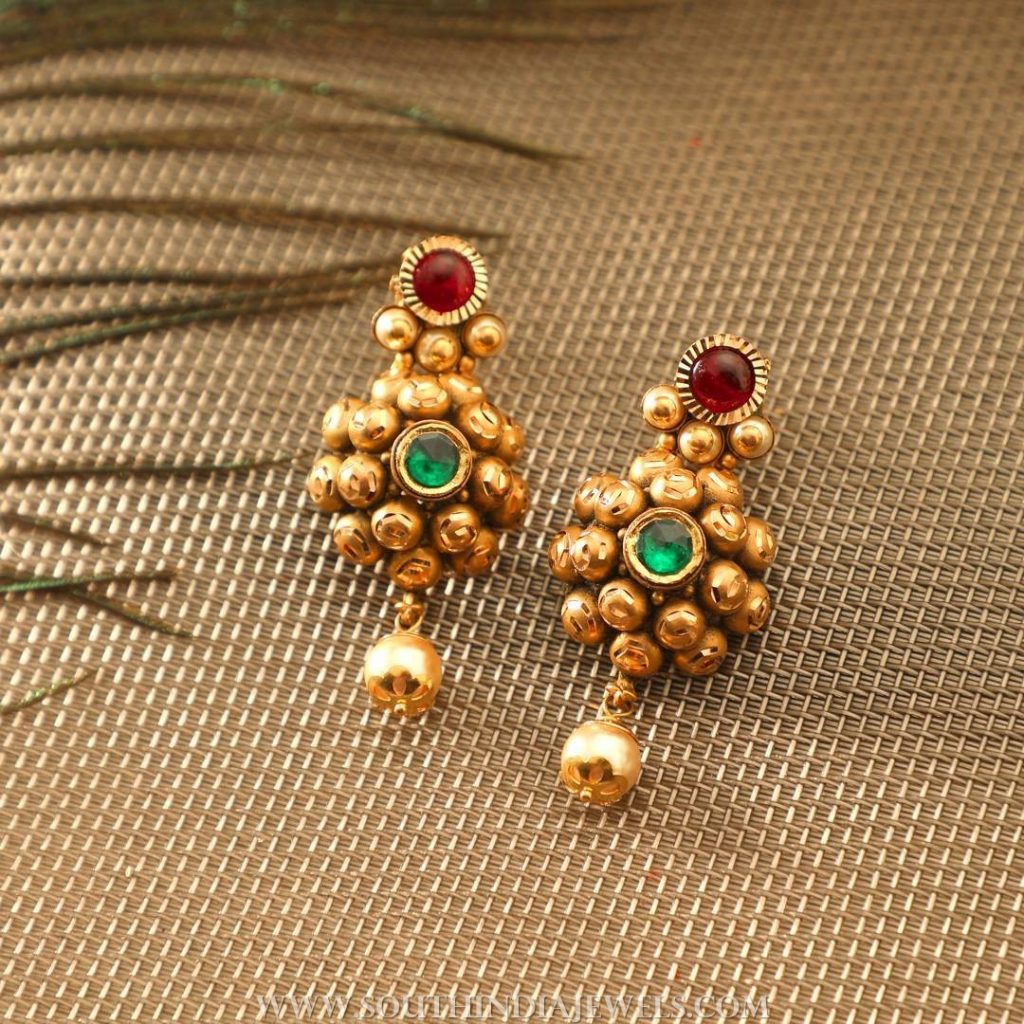 desigenr-gold-earrings-manubhai-1024x1024