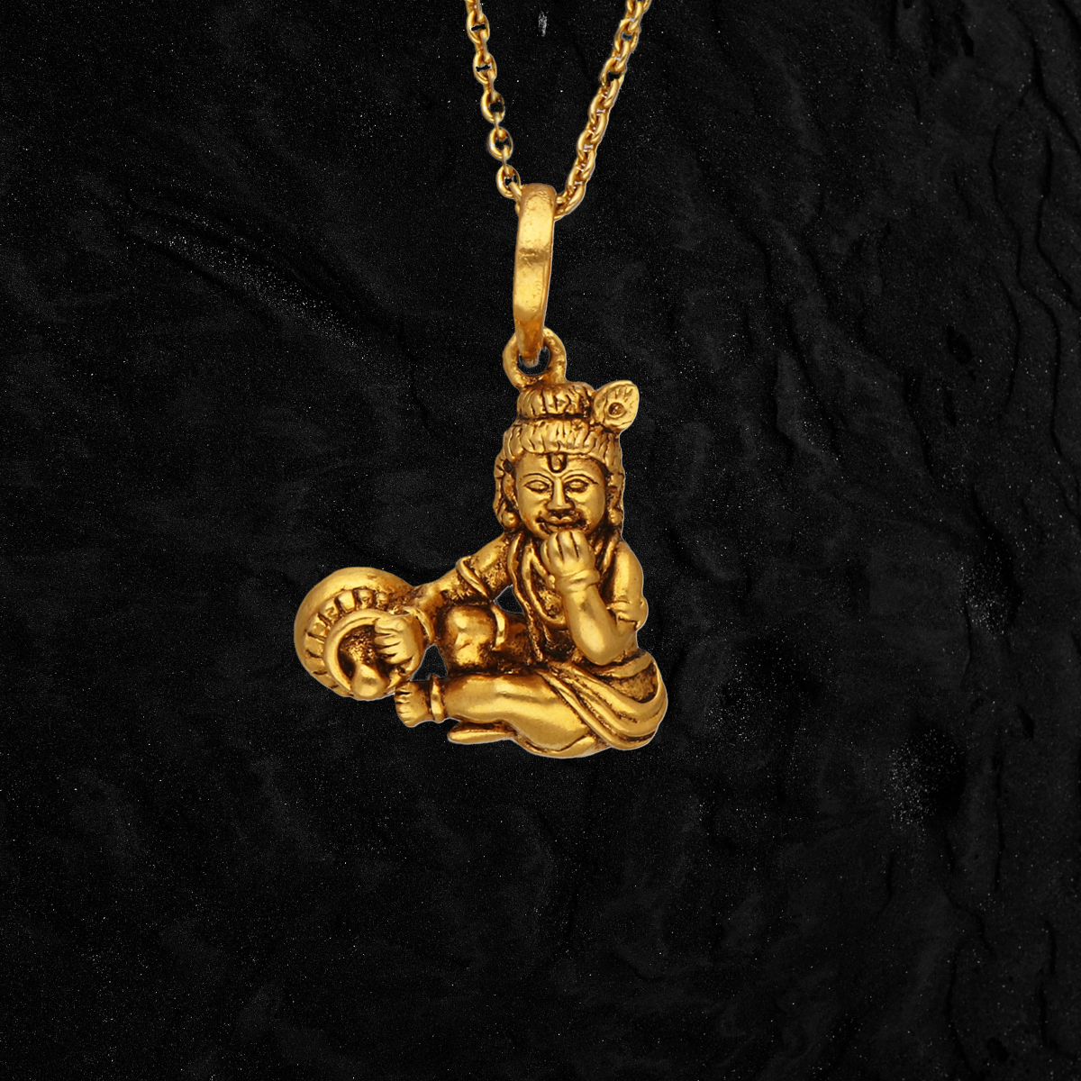 gold khana pendant