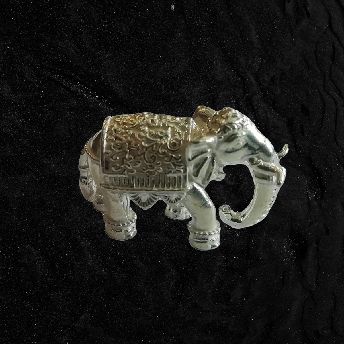 silver hathi